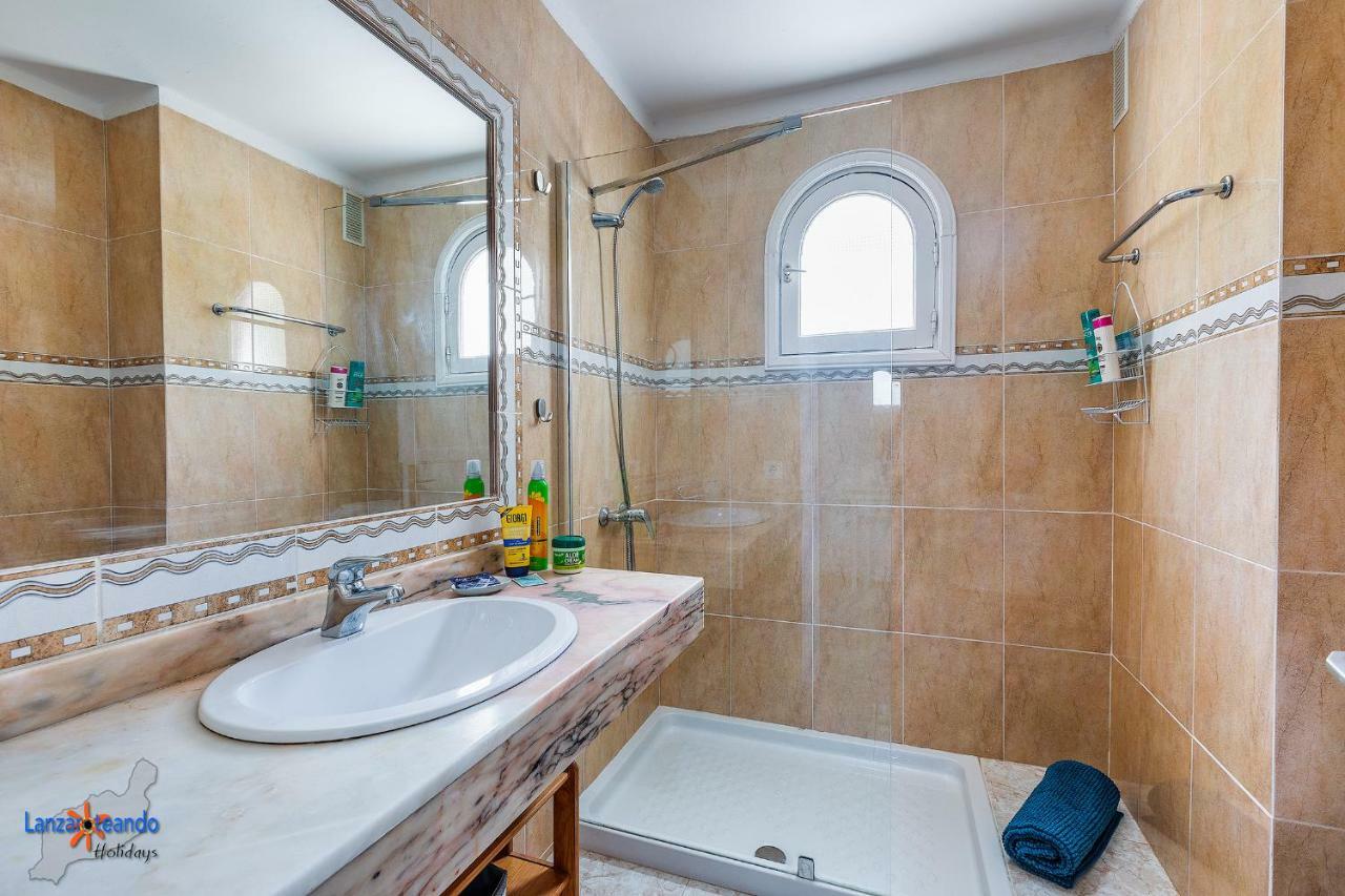 Vivienda Vacacional Rose Costa Teguise Luaran gambar